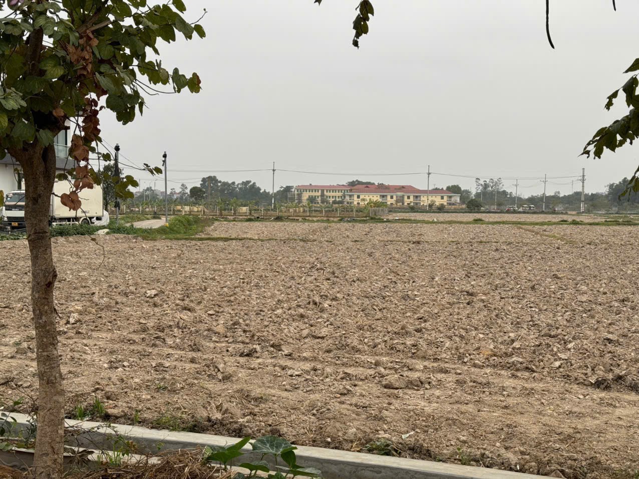 Bán siêu phẩm vị trí sát khu dân cư sân bay