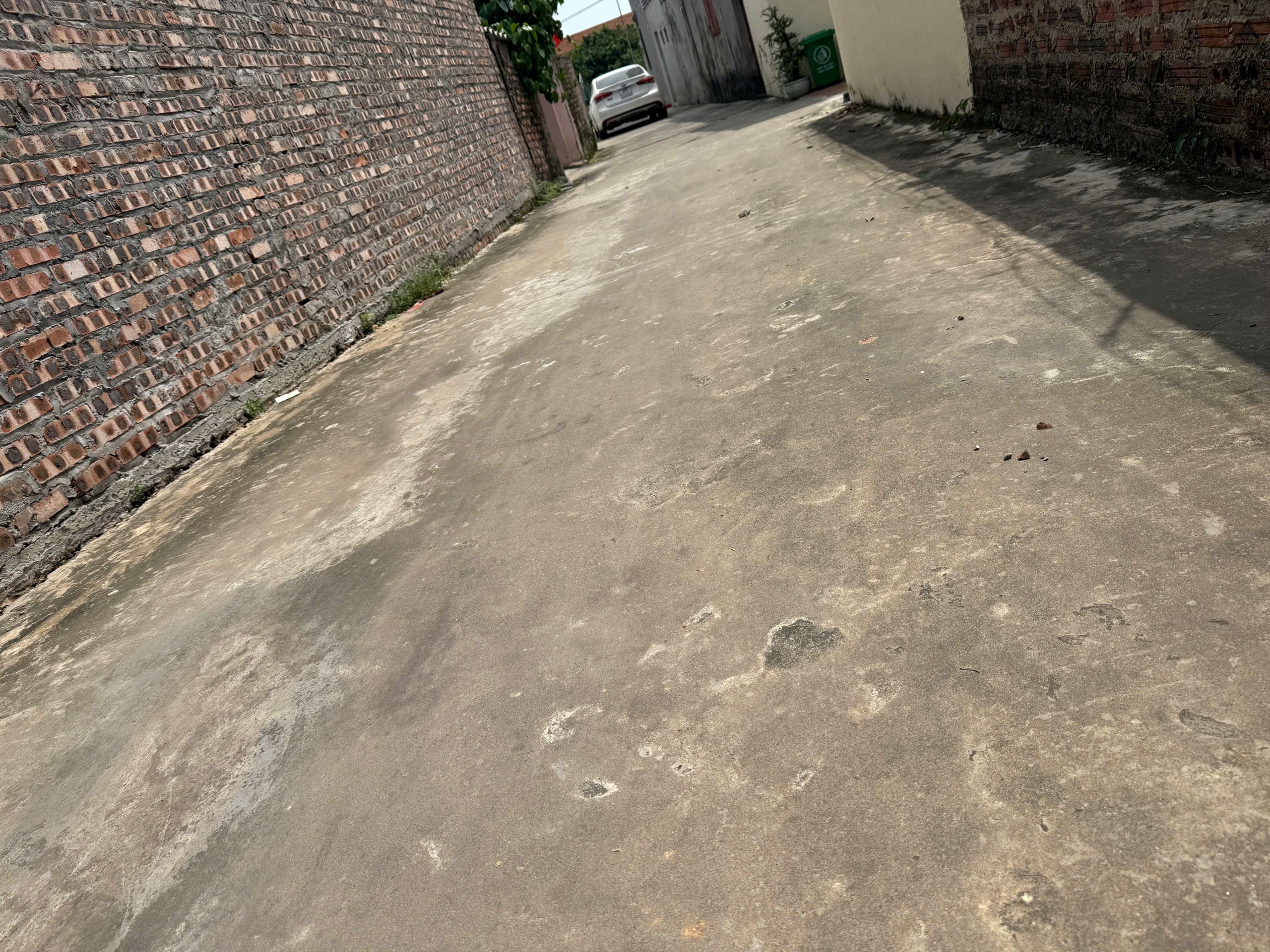 Bán đất