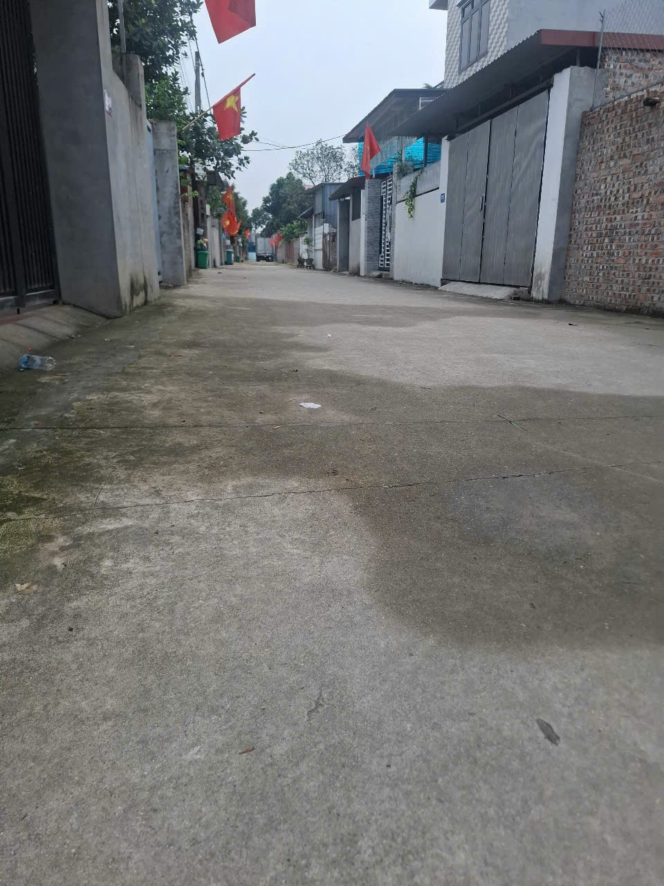 Bán đất