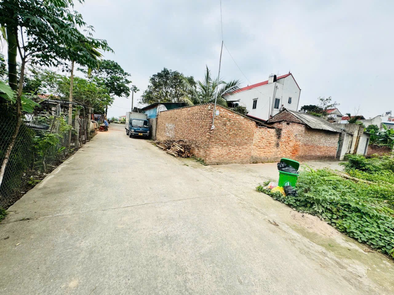 Bán đất