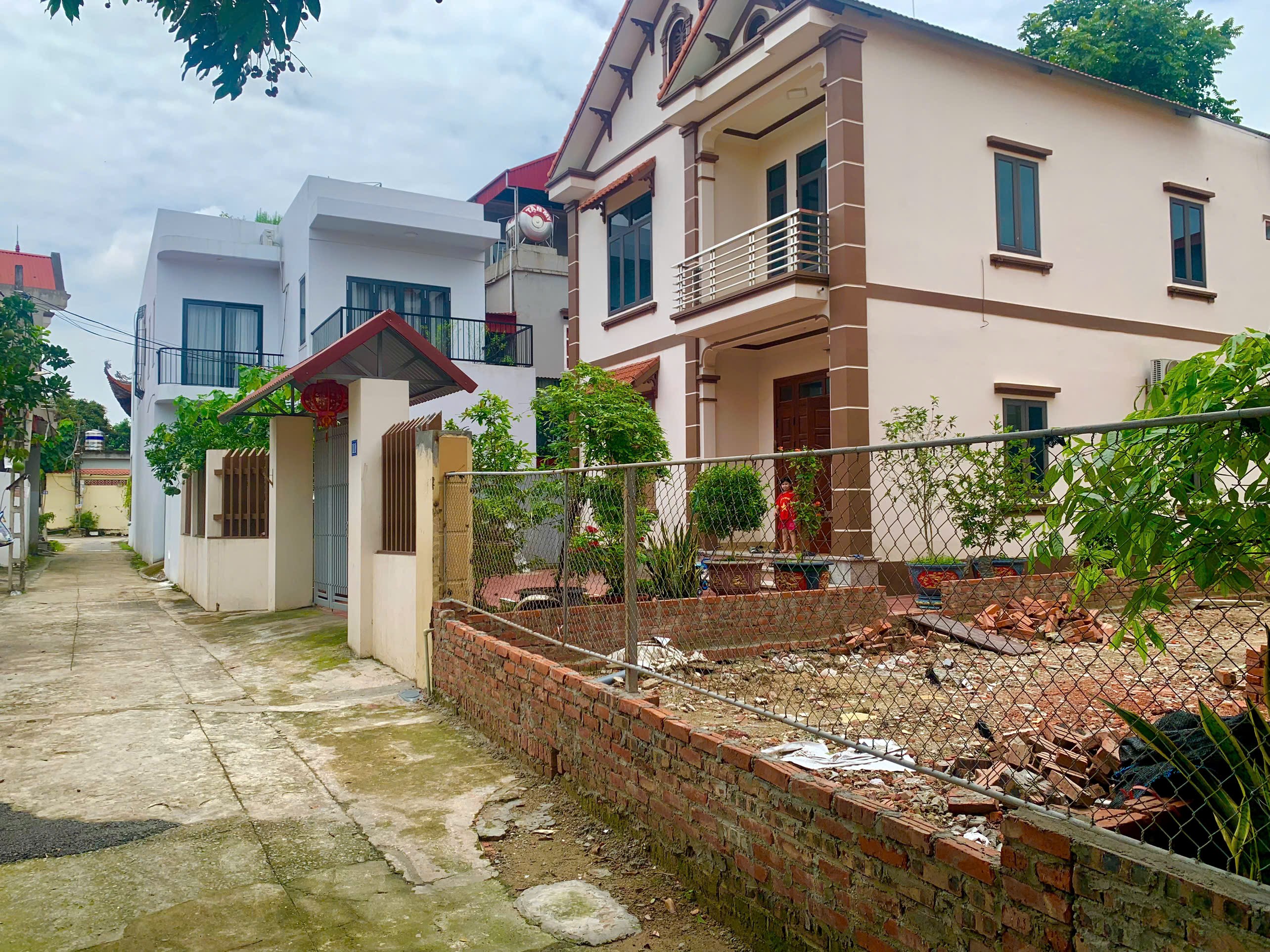 Bán đất