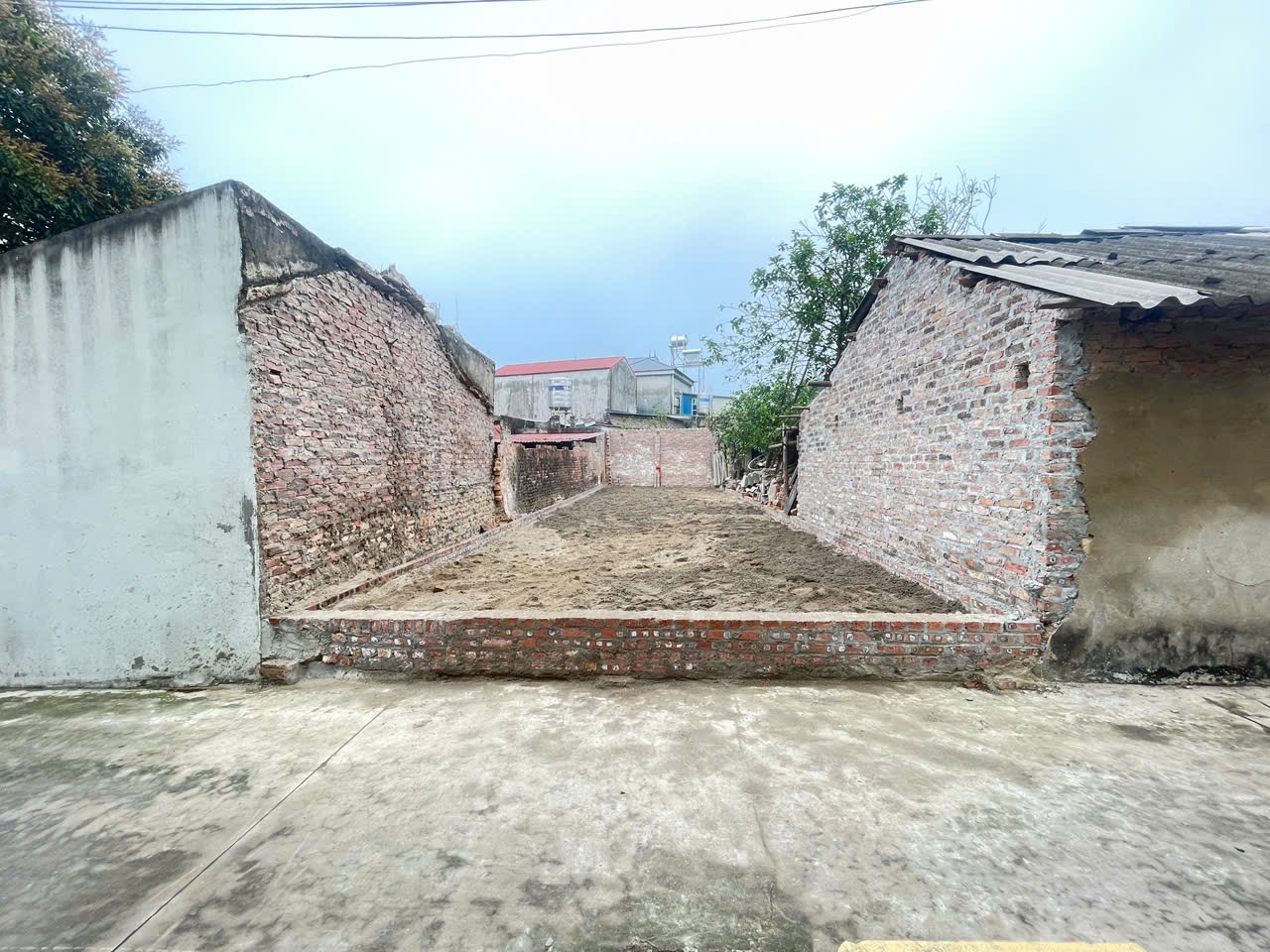 Bán đất