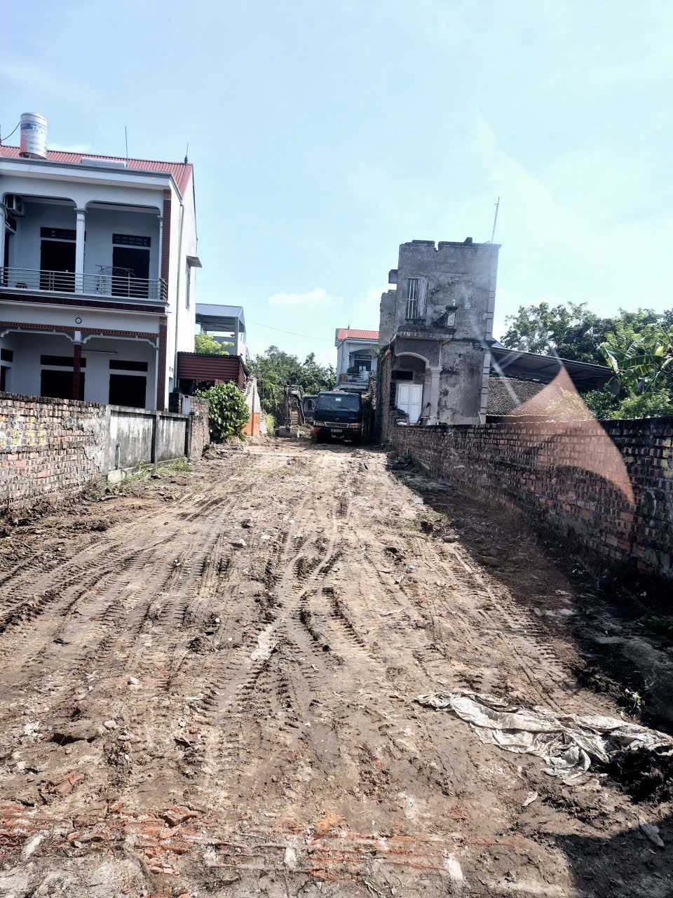 Bán đất